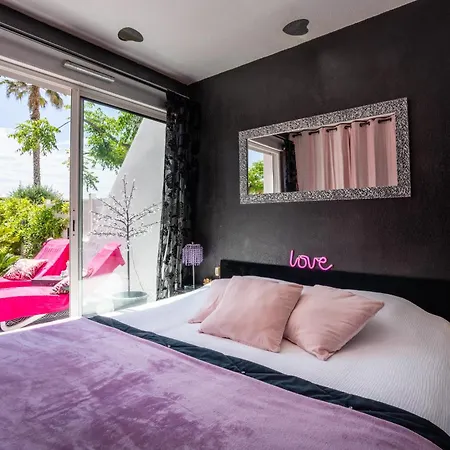 Appartement L'hyliadenna Avec Jardin Au Cœur D'héliopolis - Village Naturiste, à Pied *