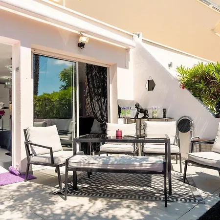 Appartement L'hyliadenna Avec Jardin Au Cœur D'héliopolis - Village Naturiste, à Pied Agde