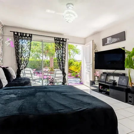 Appartement L'hyliadenna Avec Jardin Au Cœur D'héliopolis - Village Naturiste, à Pied Agde
